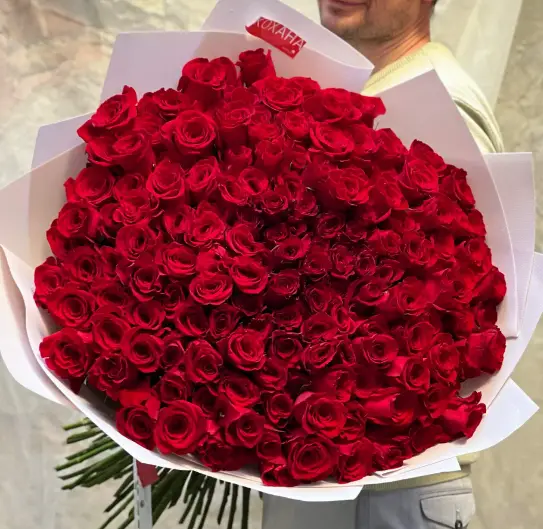 Купівля букета червоних троянд у Львові  3290d7ada9a70ecc8bd928bc924c4a4b