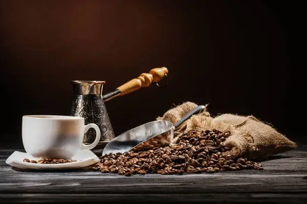 Турки для кофе: история, приготовление и вариации